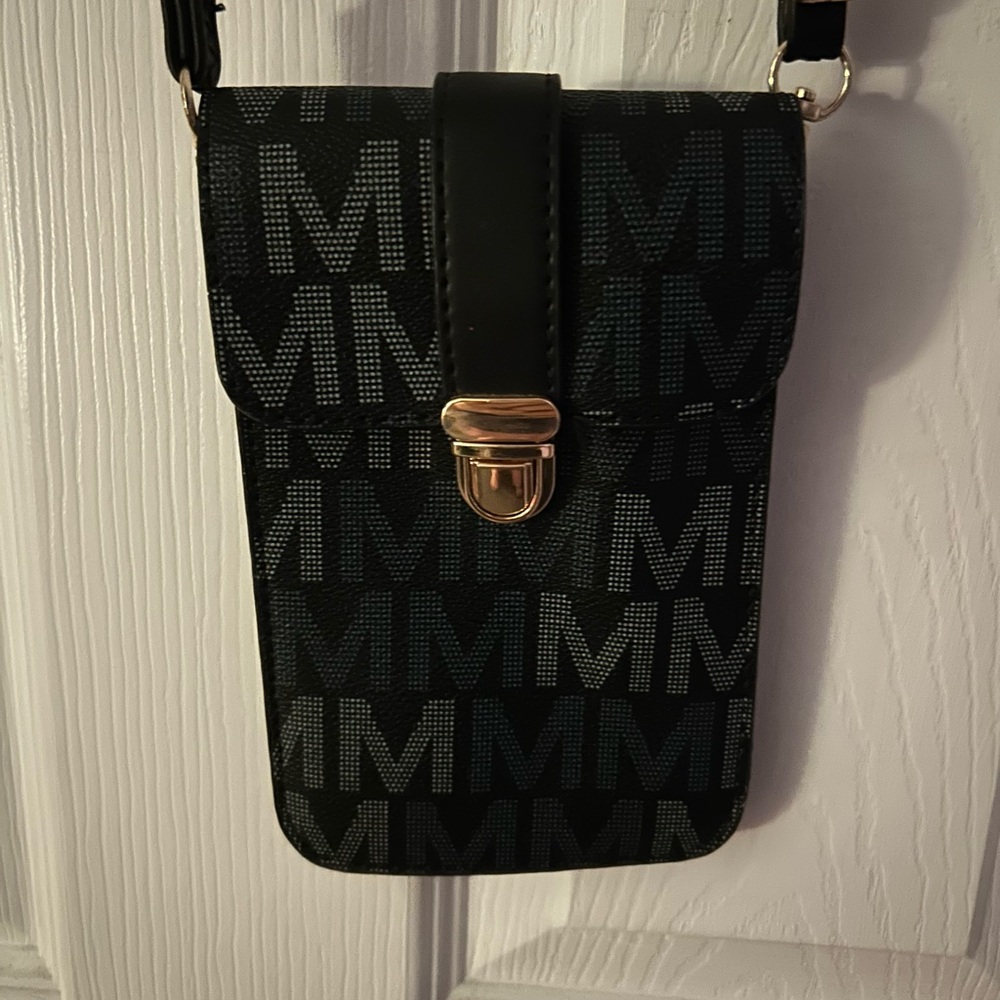 Black and Gold Women’s Crossbody Bag